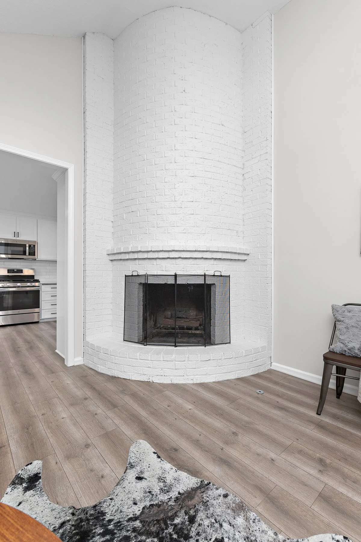 5519 WOODLAND DRIVE - Web-120.JPG