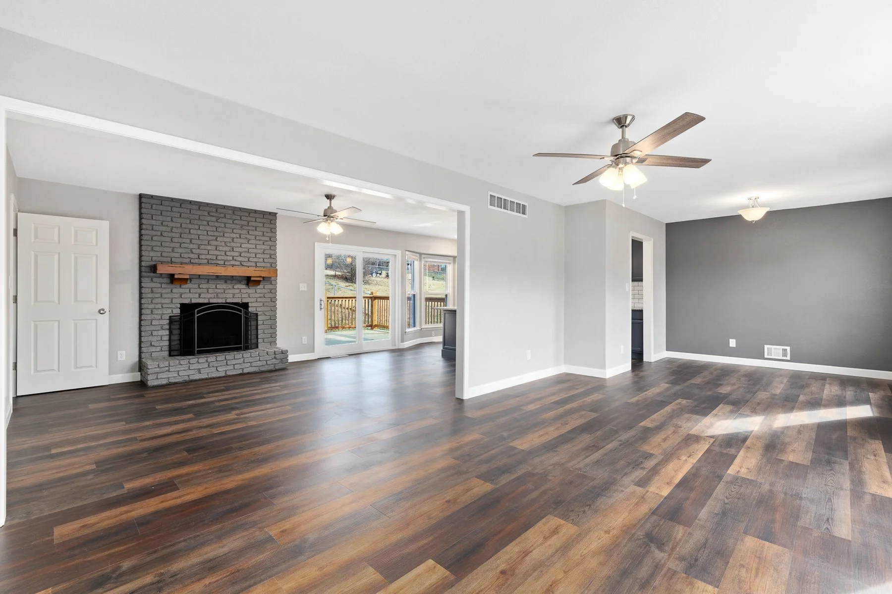 10817 Bellaire Ave - Final-103.JPG
