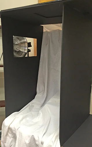 Shadow box for still life painting