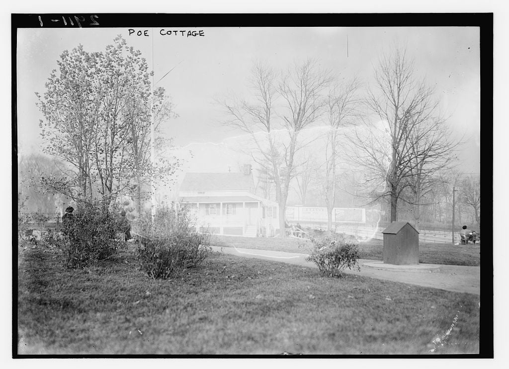 Located on Kingsbridge Road and the Grand Concourse in The Bronx, New York. Library of Congress photo taken circa 1910-1915.