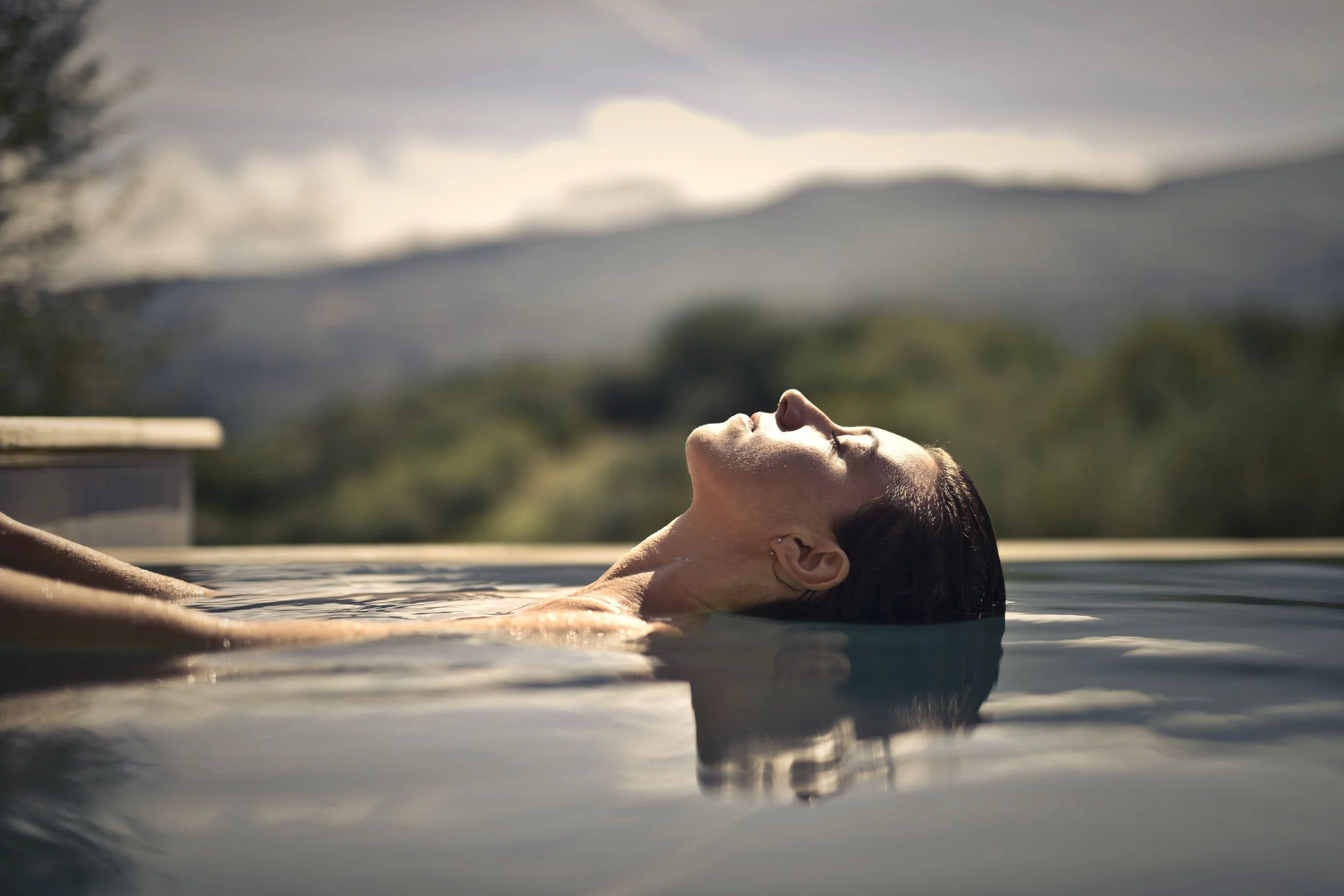 Why Is a Float Spa Beneficial for Your Mind and Body?