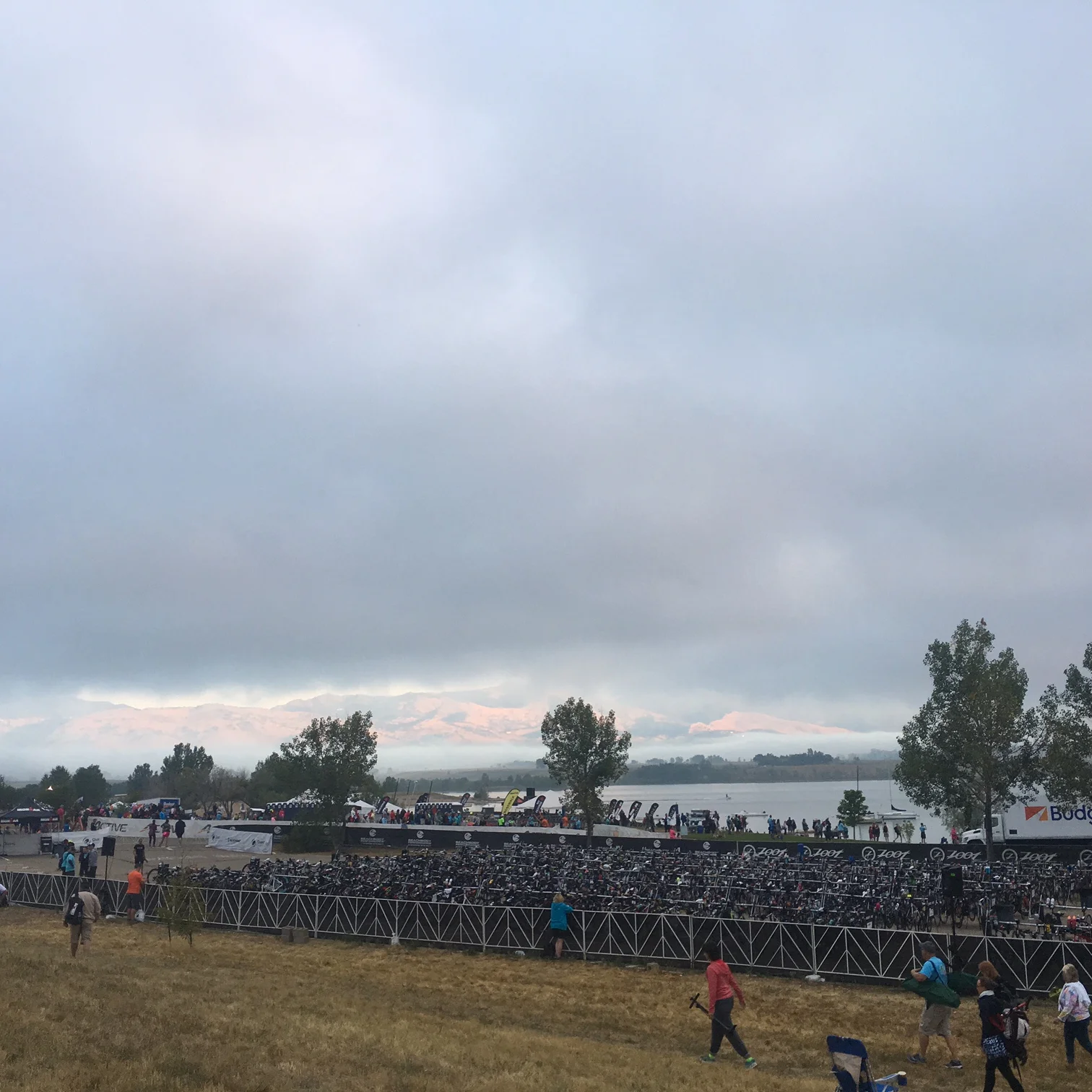 The mountains made for a beautiful backdrop on race morning!