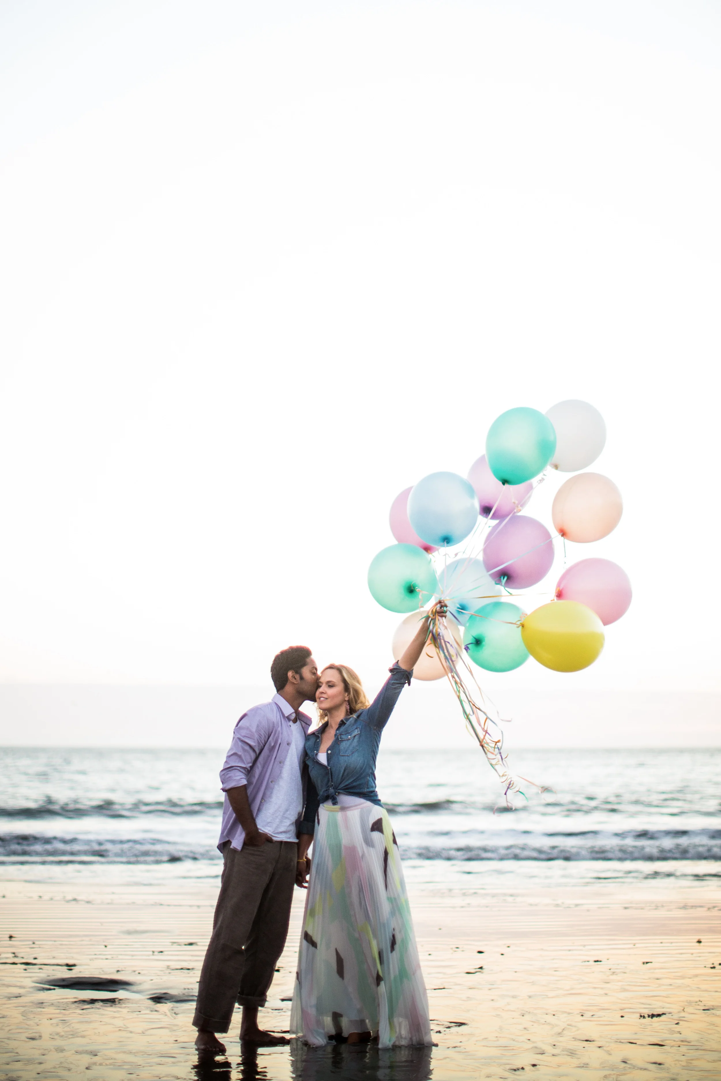 Engagement Session with Balloons | Blueberry Photography | Joy Wed Blog