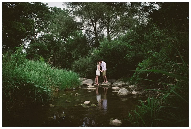 Red Barn Fruit Farm Engagement Session | NovaMarkina Photography | Joy Wed blog http://joy-wed.com