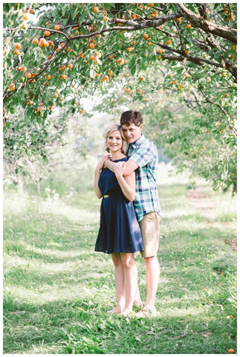 Red Barn Fruit Farm Engagement Session | NovaMarkina Photography | Joy Wed blog http://joy-wed.com
