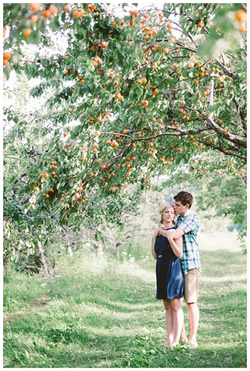 Red Barn Fruit Farm Engagement Session | NovaMarkina Photography | Joy Wed blog http://joy-wed.com