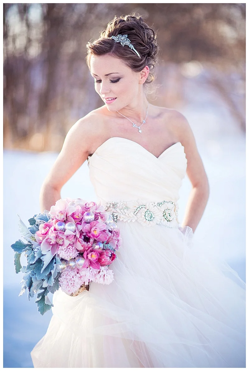 Colors of the Year | Winter Wedding Inspiration | Joy Wed http://www.joy-wed.com
