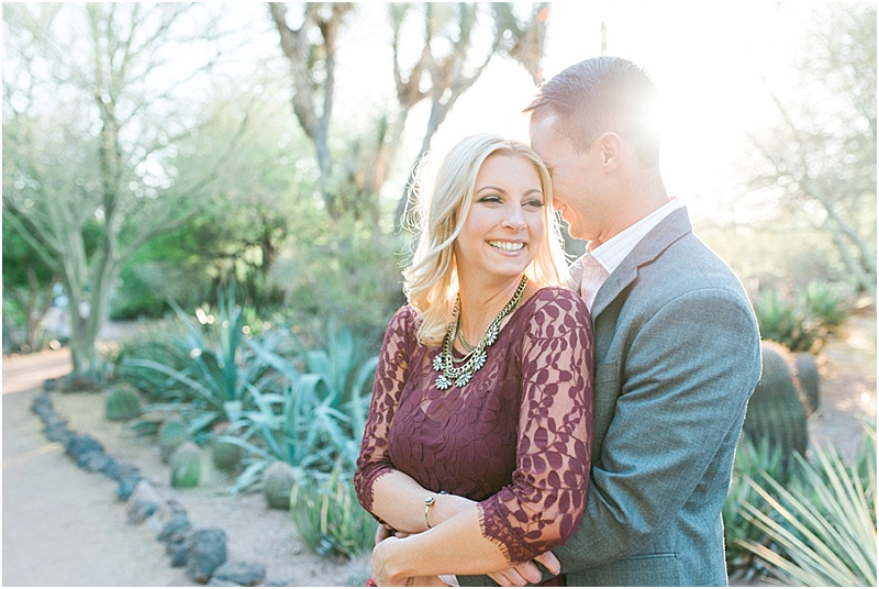 Desert Engagement Session | Leslie D Photography | Joy Wed blog http://www.joy-wed.com