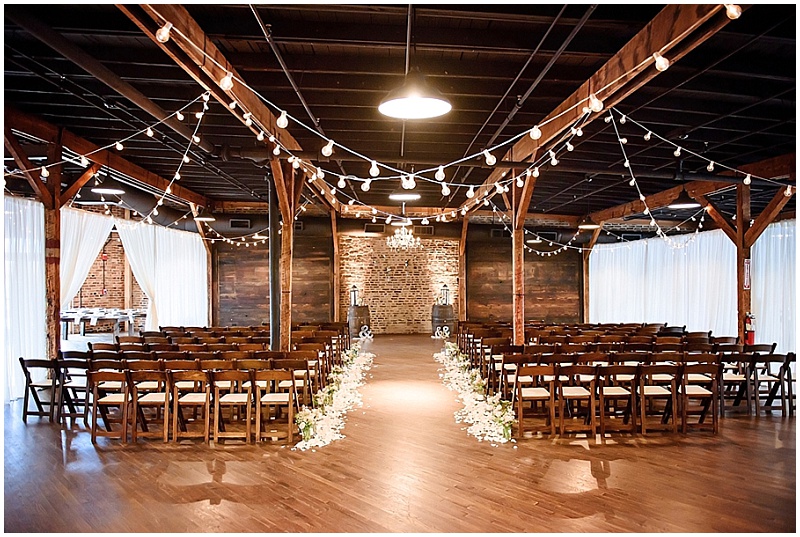 Houston Station Wedding | Tracy Shoopman Photography | Joy Wed blog http://www.joy-wed.com