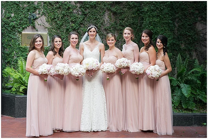 New Orleans Wedding | Catherine Guidry Photography | Joy Wed blog http://www.joy-wed.com