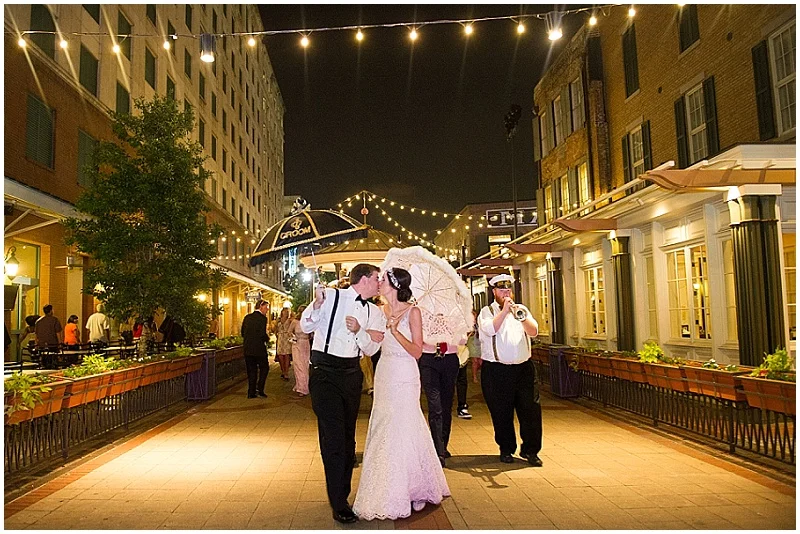 New Orleans Wedding | Catherine Guidry Photography | Joy Wed blog http://www.joy-wed.com