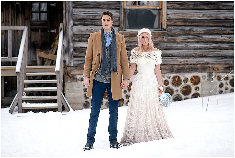 Winter Wedding Inspiration | Lovely Peonies | Joy Wed blog http://www.joy-wed.com