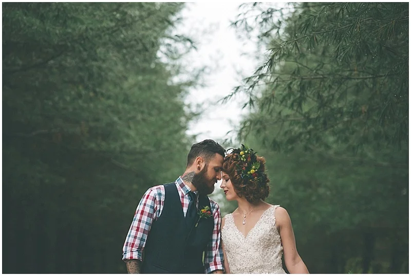 Hudson's Bay Wedding Inspiration | NovaMarkina Photography | Joy Wed blog http://www.joy-wed.com