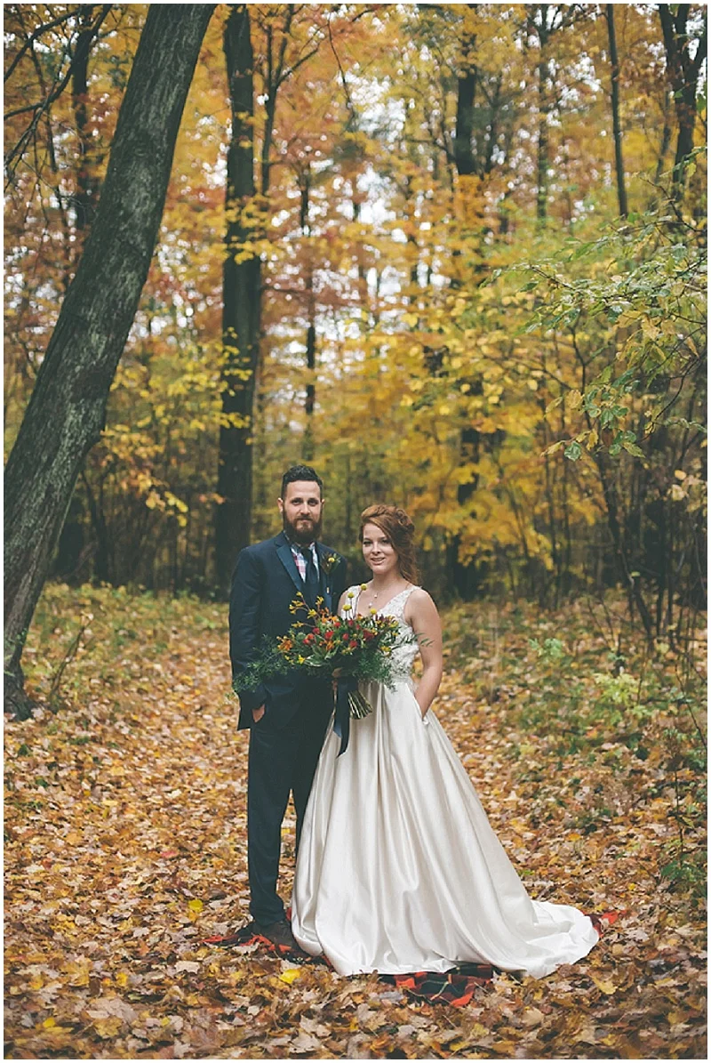 Hudson's Bay Wedding Inspiration | NovaMarkina Photography | Joy Wed blog http://www.joy-wed.com