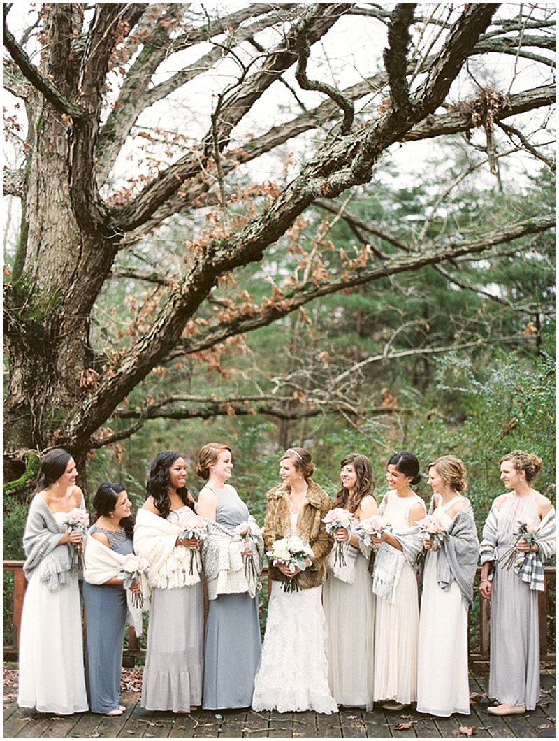 Tennessee Winter Wedding | JoPhoto | Joy Wed blog http://joy-wed.com