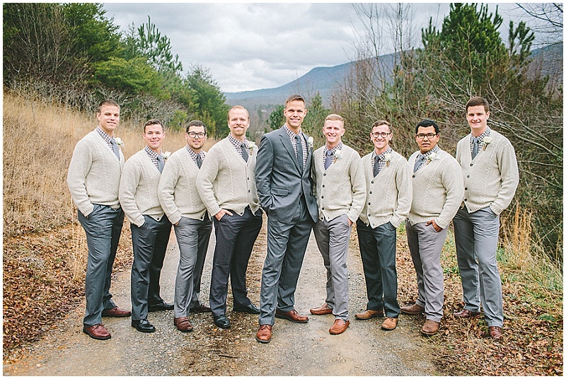 Tennessee Winter Wedding | JoPhoto | Joy Wed blog http://joy-wed.com