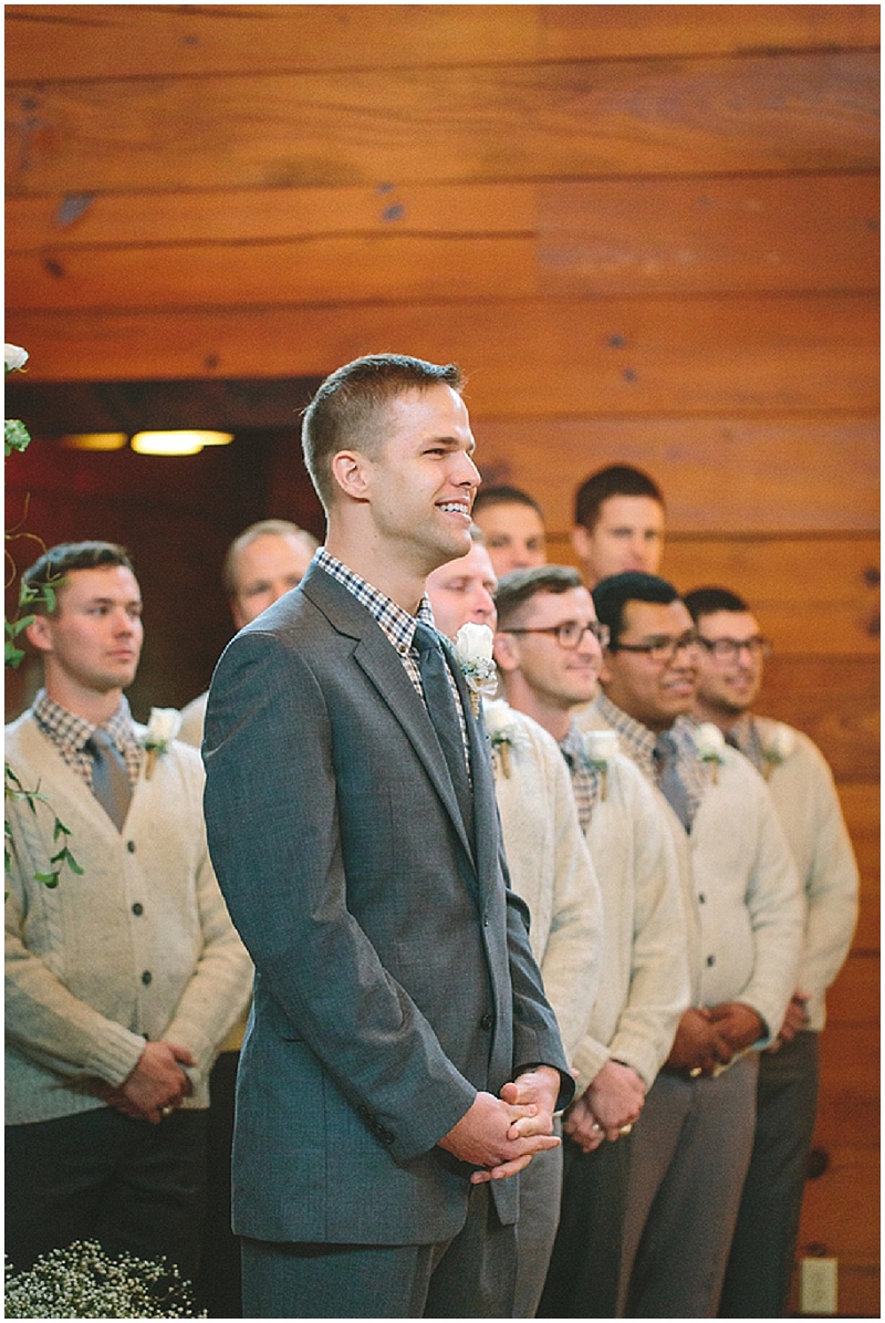 Tennessee Winter Wedding | JoPhoto | Joy Wed blog http://joy-wed.com