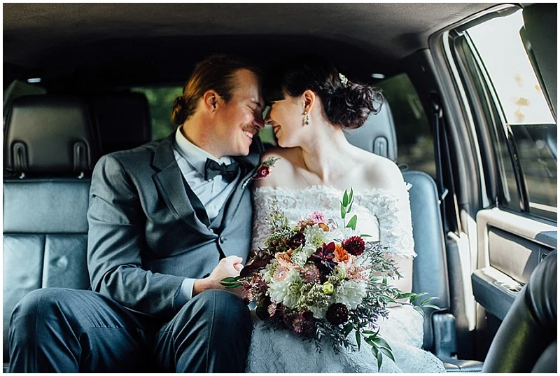 Backyard Wedding | Gingersnap Photography | Joy Wed blog http://www.joy-wed.com