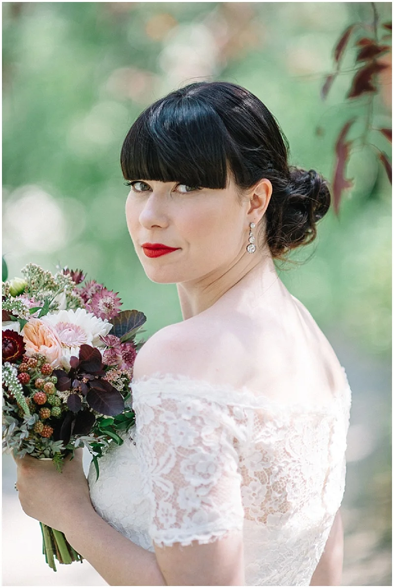 Backyard Wedding | Gingersnap Photography | Joy Wed blog http://www.joy-wed.com