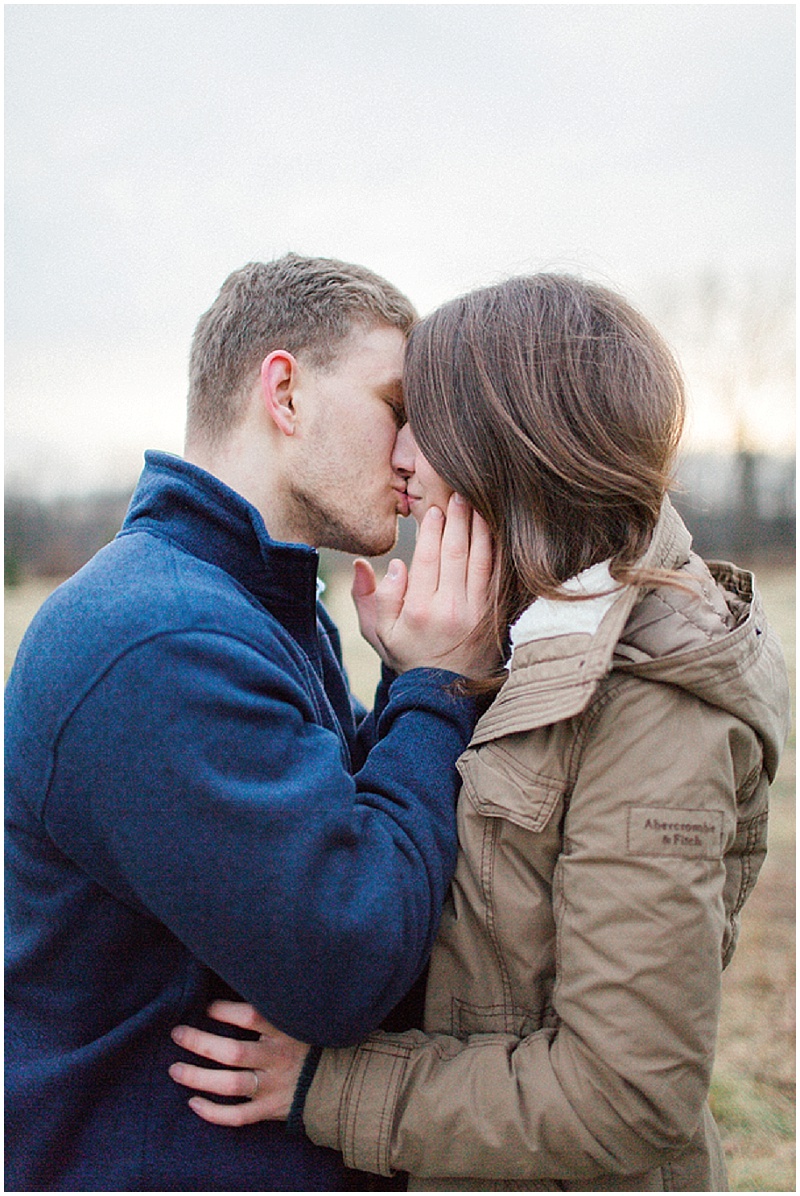 Ohio Engagement Session | Mann & Wife Photography | Joy Wed blog http://www.joy-wed.com