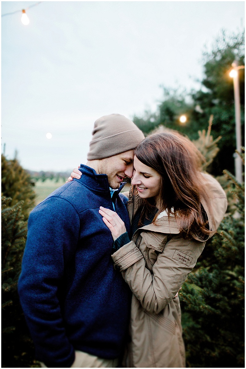 Ohio Engagement Session | Mann & Wife Photography | Joy Wed blog http://www.joy-wed.com