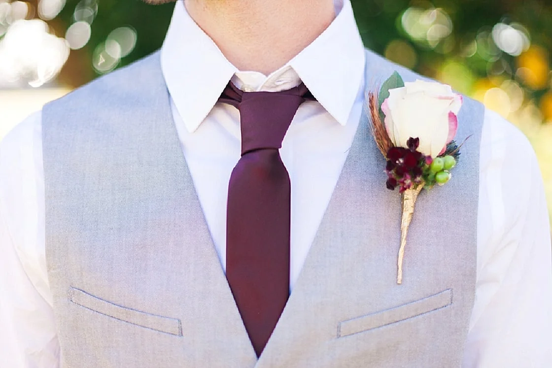 Rustic Wedding Inspiration | Lauren Buman Photography | Joy Wed | http://www.joy-wed.com