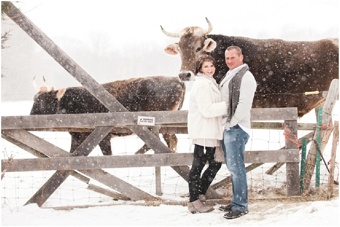 Styled Winter Engagement Session | TBM Photography | Joy Wed blog | http://www.joy-wed.com