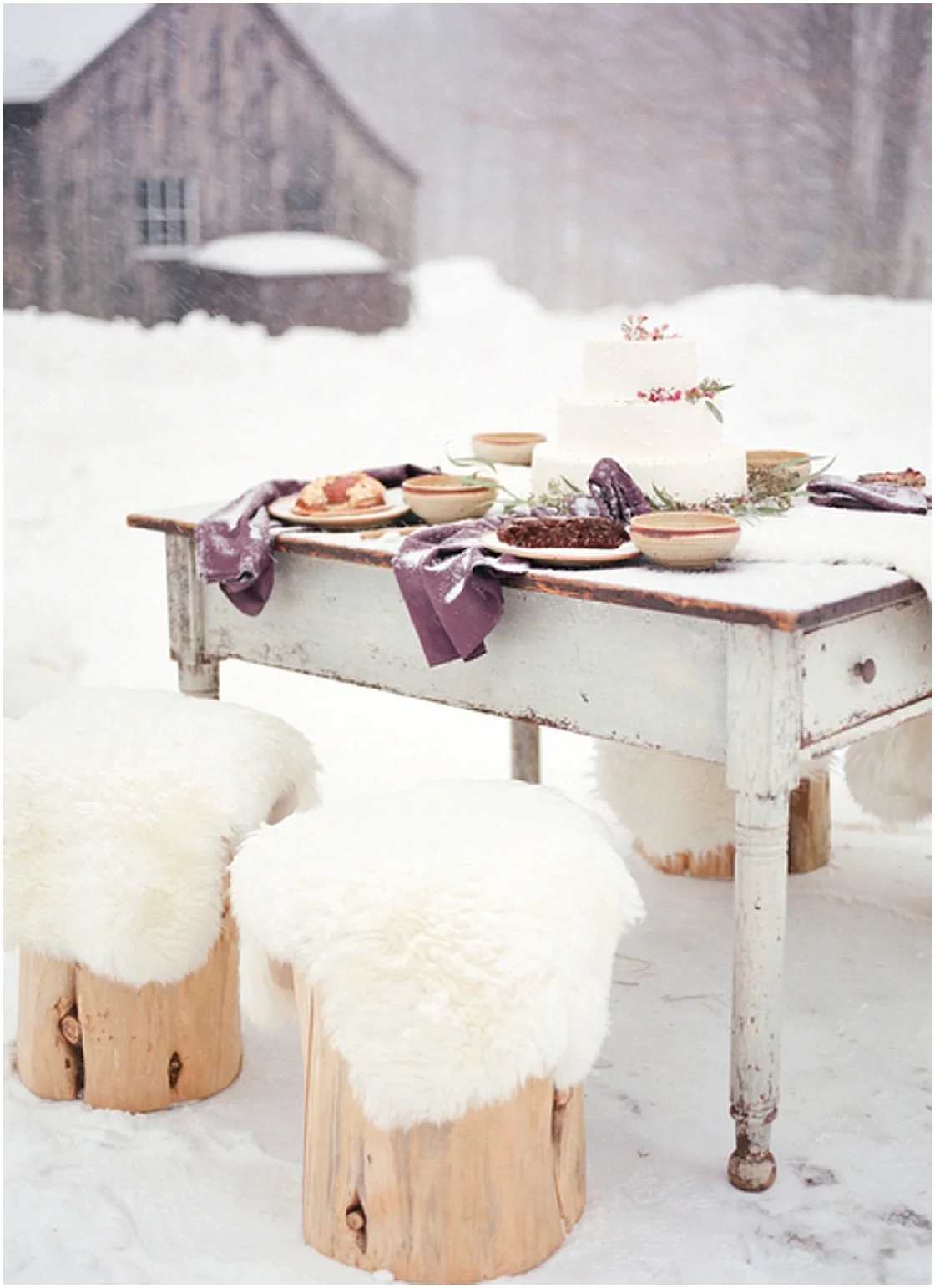 Styled Winter Engagement Session | TBM Photography | Joy Wed blog | http://www.joy-wed.com