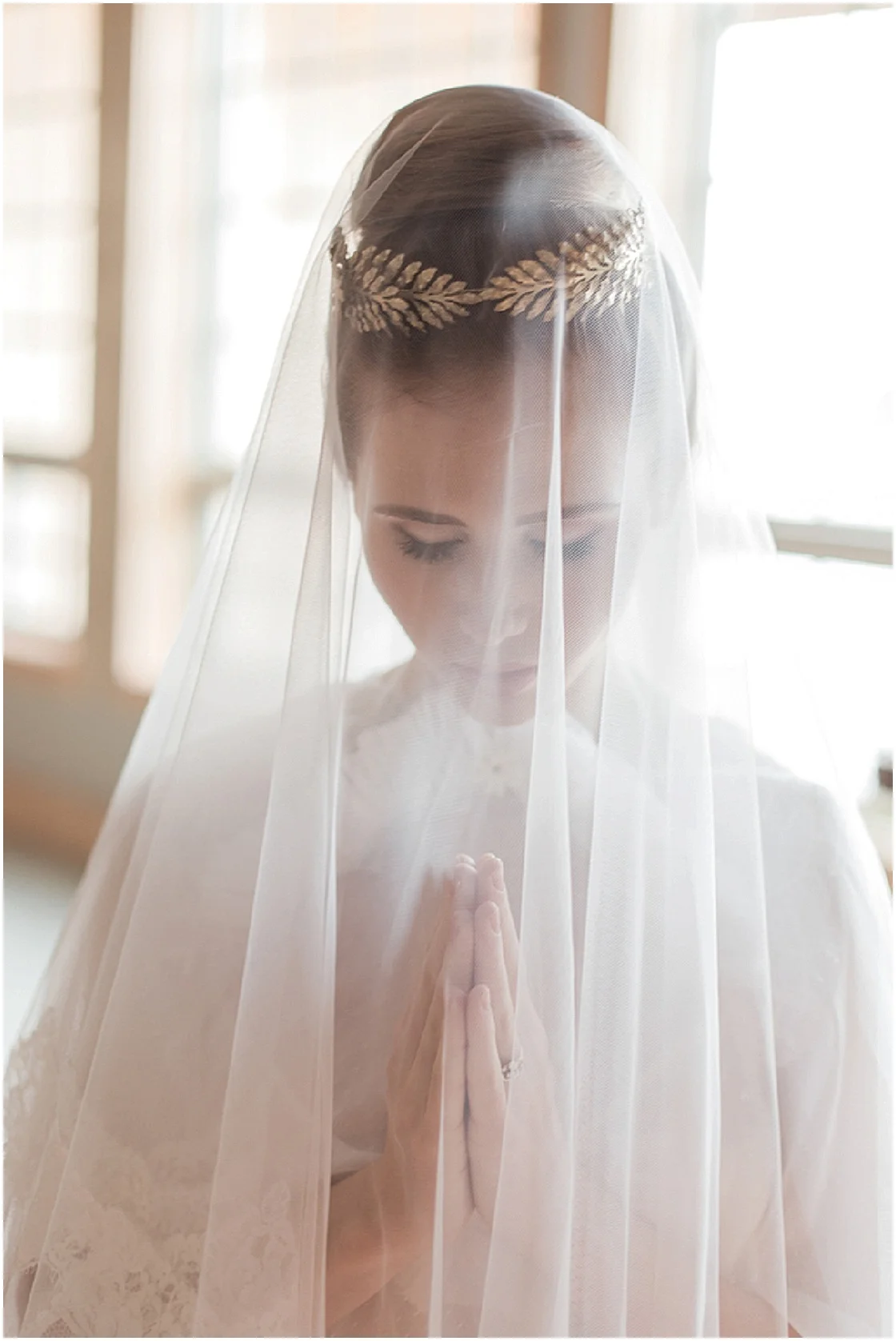 European Bridal Boudoir | Jennifer Munoz Photography | Joy Wed blog | JoyFoley Weddings | www.joy-wed.com