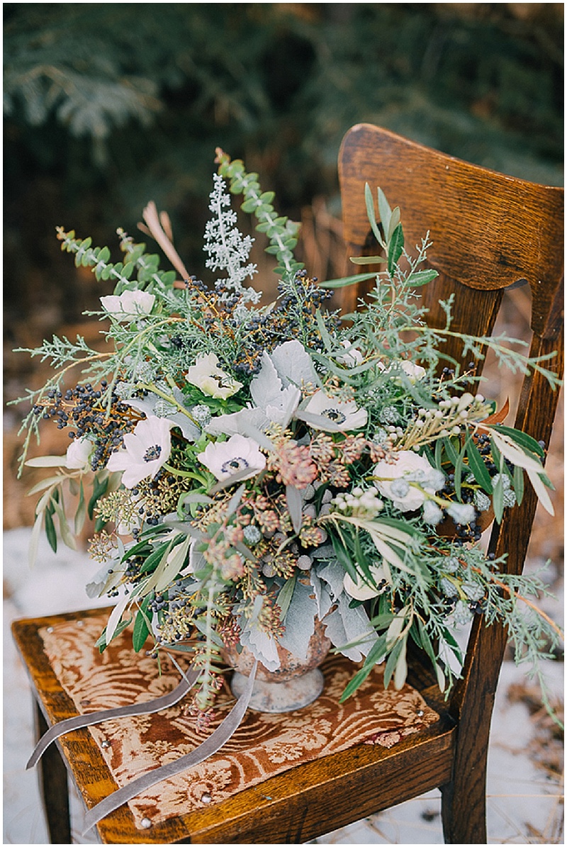 Woodland Wedding Inspiration | GingerSnap Photography | Joy Wed blog | http://www.joy-wed.com