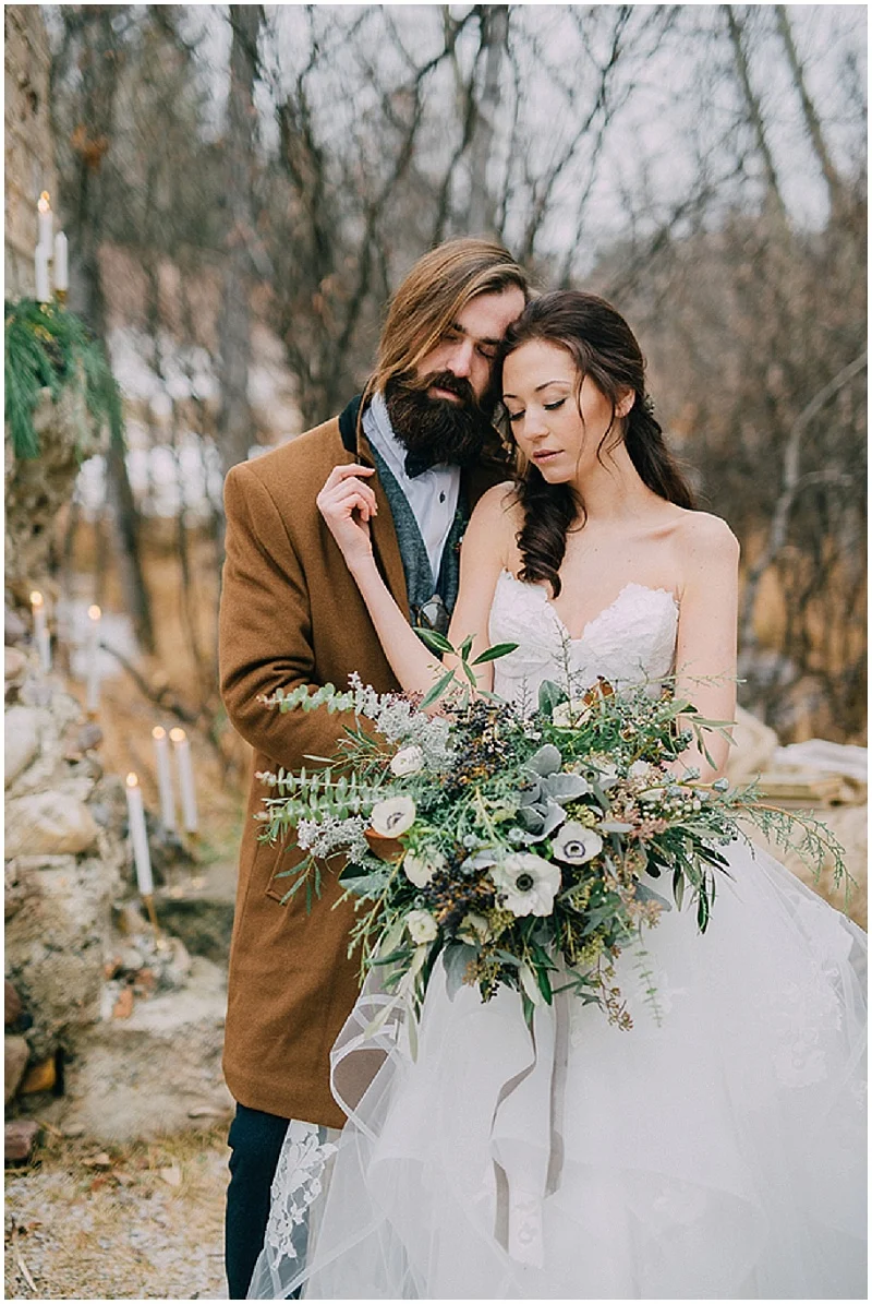 Woodland Wedding Inspiration | GingerSnap Photography | Joy Wed blog | http://www.joy-wed.com
