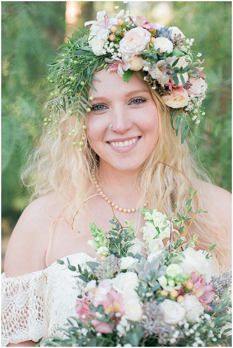 Bohemian Elopement | Spring Wedding | Elle Lily Photography | Joy Wed blog | http://www.joy-wed.com