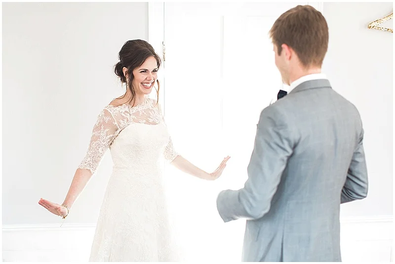 Southern Wedding Inspiration | North Carolina Wedding | Six Foot Photography | Joy Wed blog | http://www.joy-wed.com