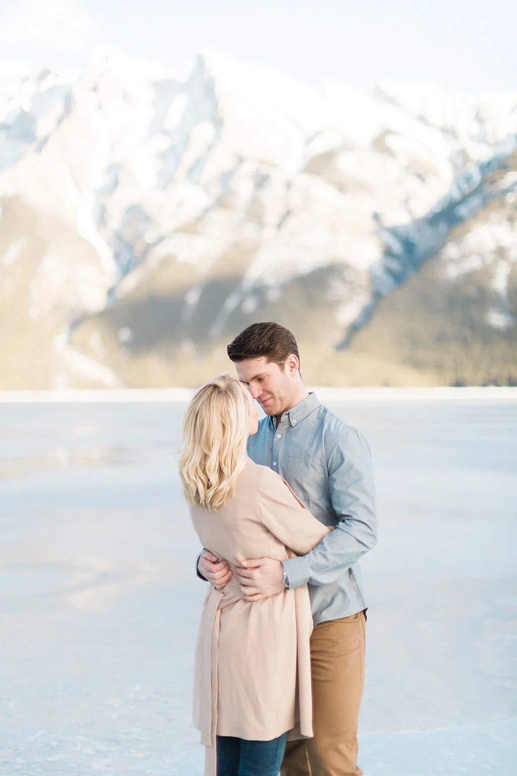 Mountain Engagement | Heidrich Photography | Banff Wedding Photographer | Joy Wed blog | http://www.joywed.com/blog
