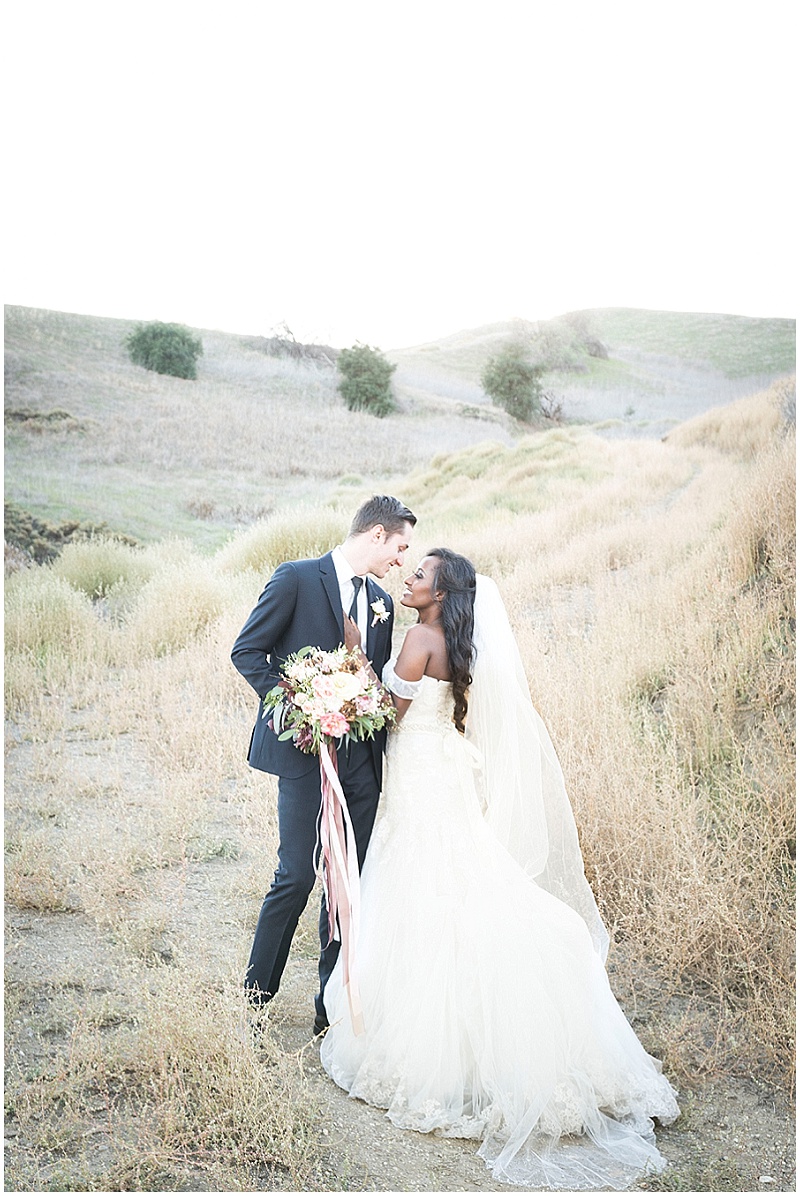 Newlywed Session | Peterson Design & Photography | Joy Wed blog | http://www.joy-wed.com
