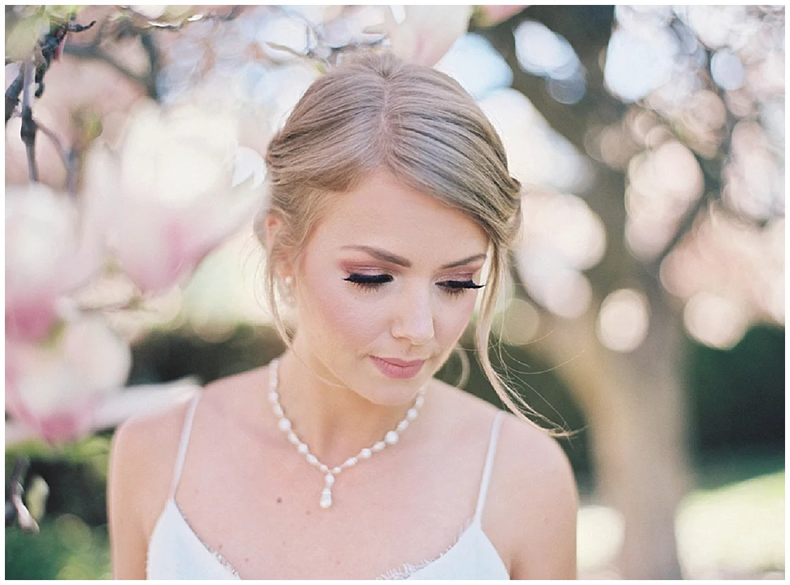 Magnolia Inspired Shoot | Jenna Hill Photography | Spring Wedding | Joy Wed blog | http://www.joy-wed.com