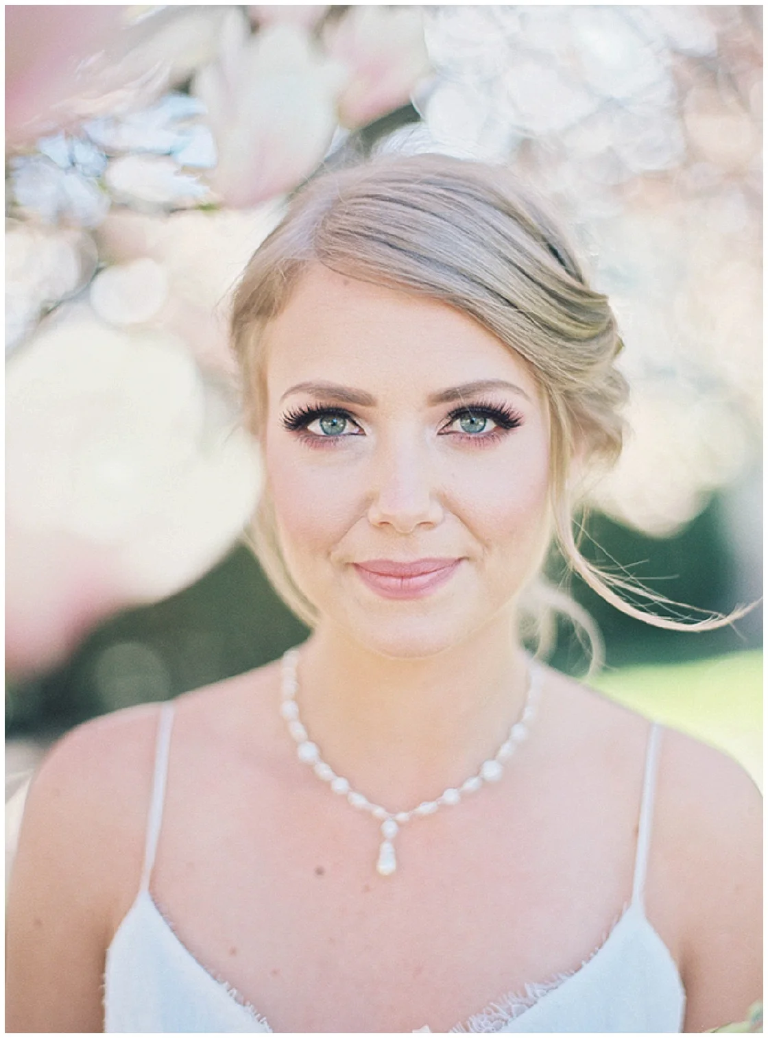 Magnolia Inspired Shoot | Jenna Hill Photography | Spring Wedding | Joy Wed blog | http://www.joy-wed.com