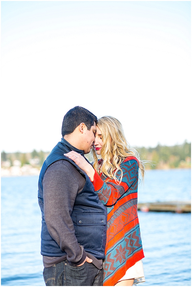 Beach Engagement | Solie Designs | Joy Wed blog | http://www.joy-wed.com