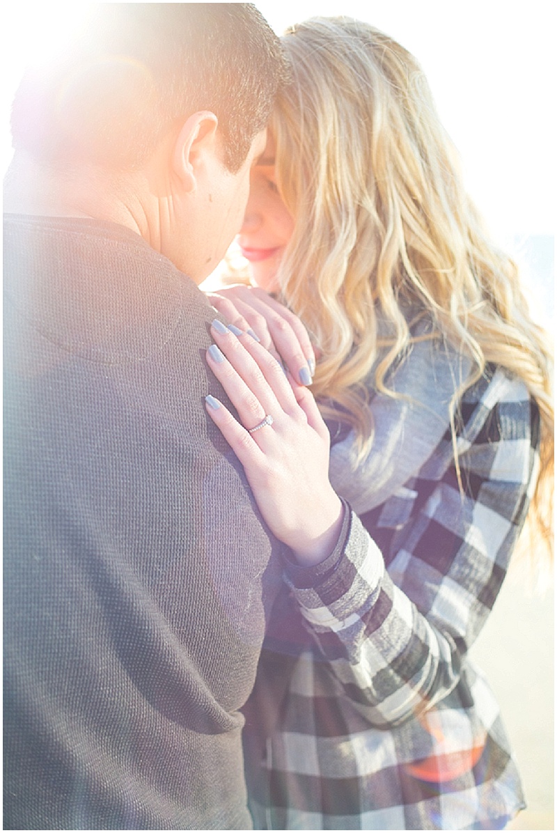 Beach Engagement | Solie Designs | Joy Wed blog | http://www.joy-wed.com