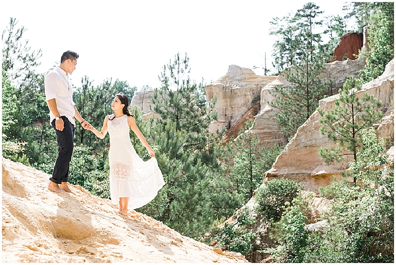 Providence Canyon Engagement | Georgia Engagement Session | ENMUSE Photography | Joy Wed blog | http://www.joy-wed.com