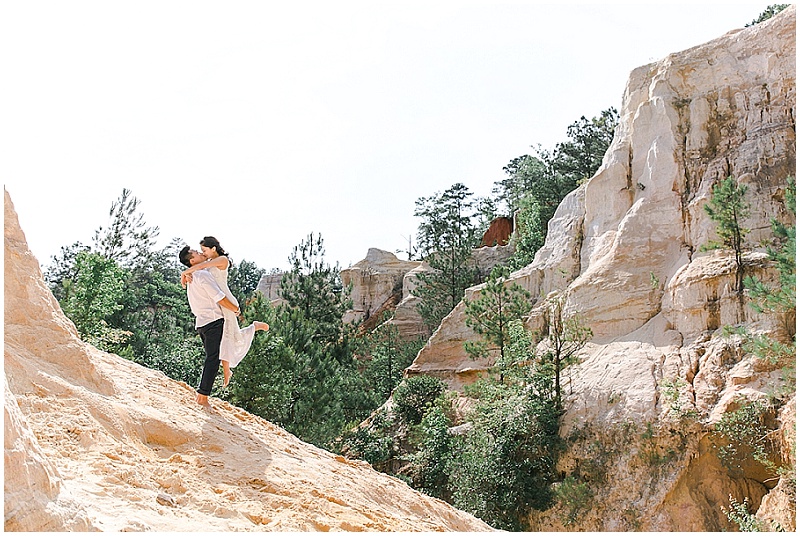Providence Canyon Engagement | Georgia Engagement Session | ENMUSE Photography | Joy Wed blog | http://www.joy-wed.com