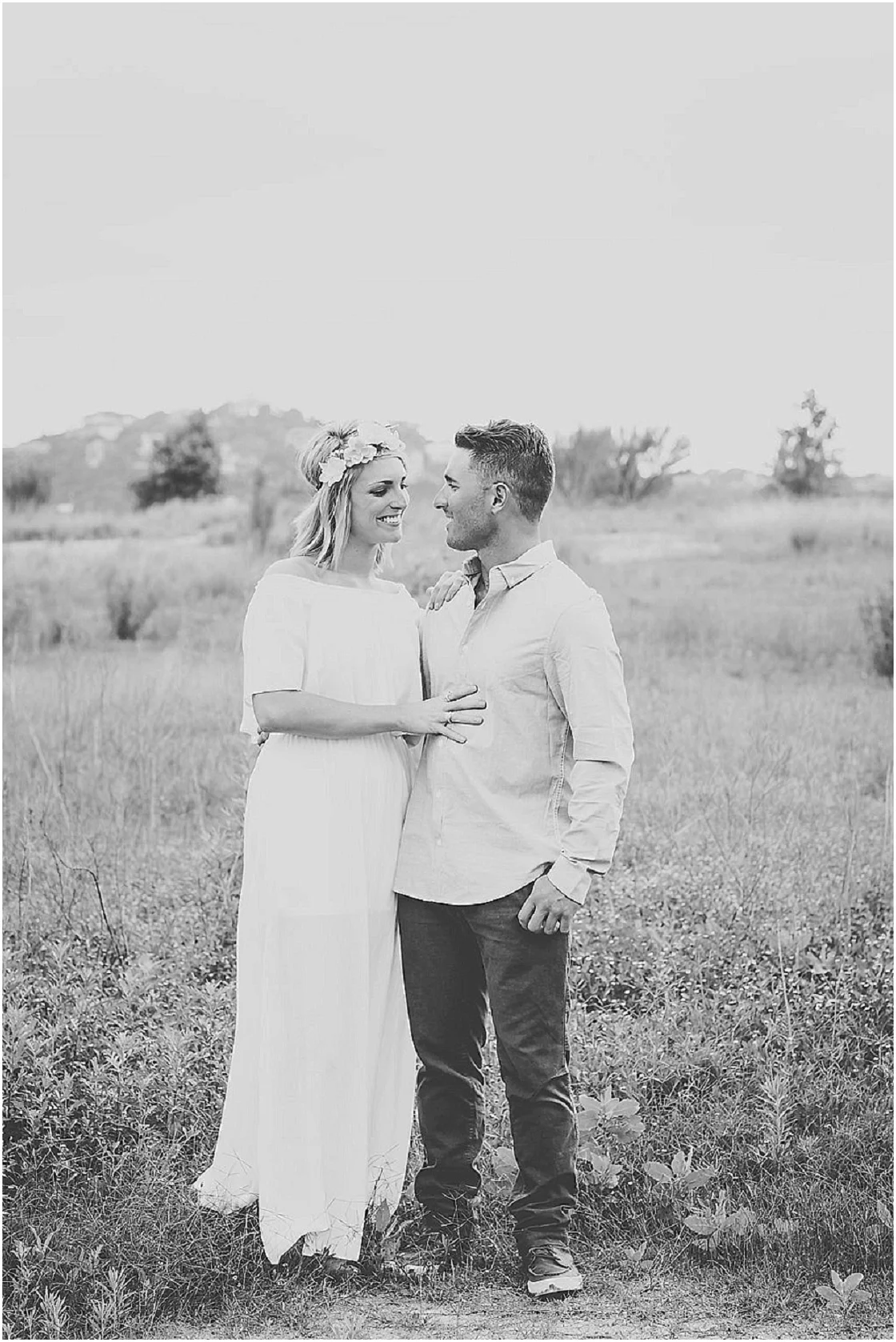 Beach Engagement | City Engagement | Lauren Reynolds Photography | Joy Wed blog | http://www.joy-wed.com