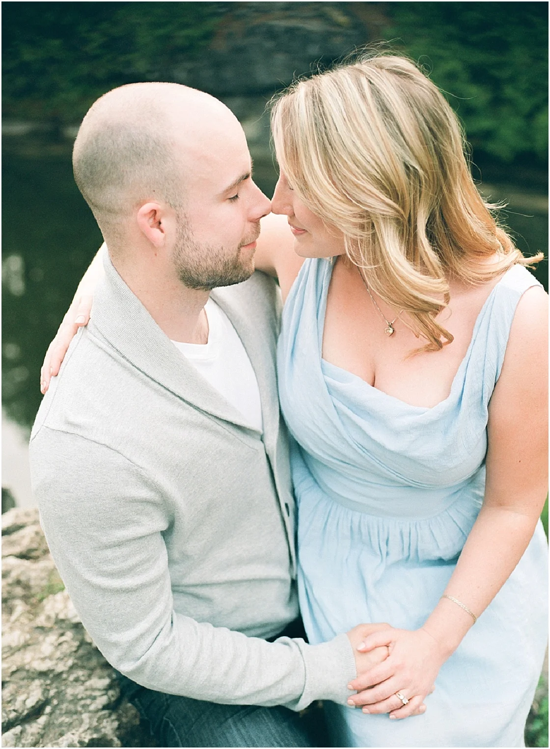 Organic Engagement Session | Canadian Wedding Blog | Martina Wendland | Joy Wed blog | http://www.joy-wed.com