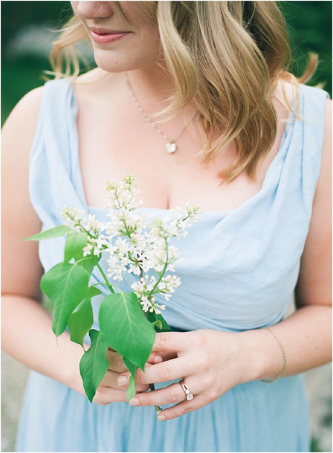 Organic Engagement Session | Canadian Wedding Blog | Martina Wendland | Joy Wed blog | http://www.joy-wed.com