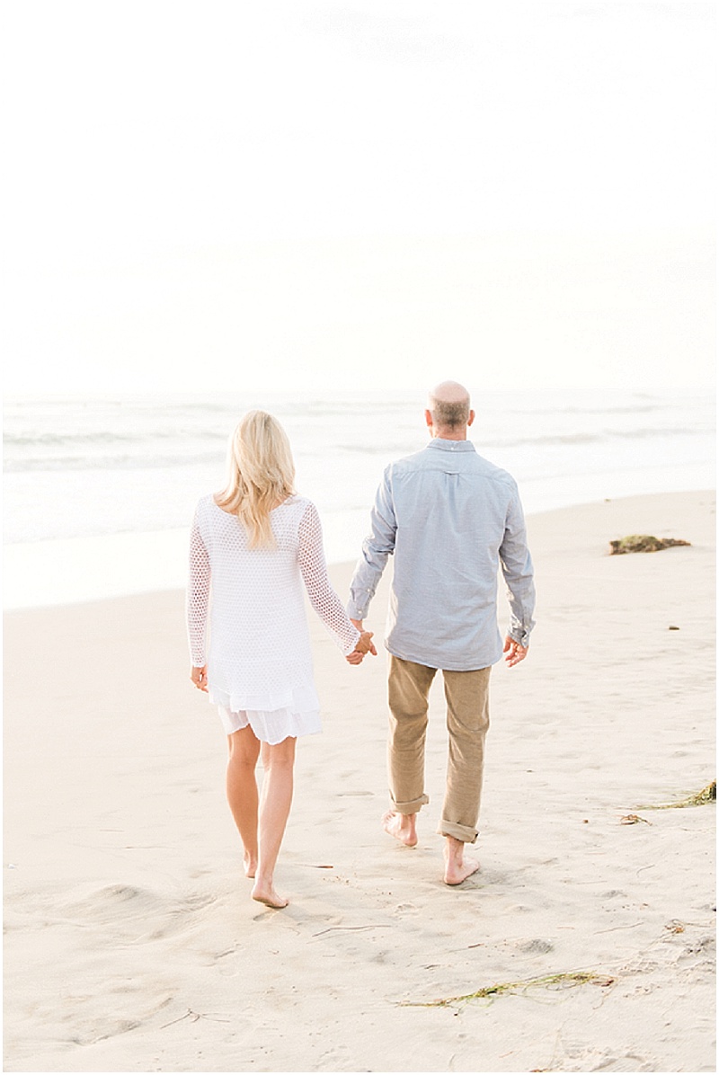 Beach Engagement Session | Stevie Dee Photography | Joy Wed blog | http://www.joy-wed.com