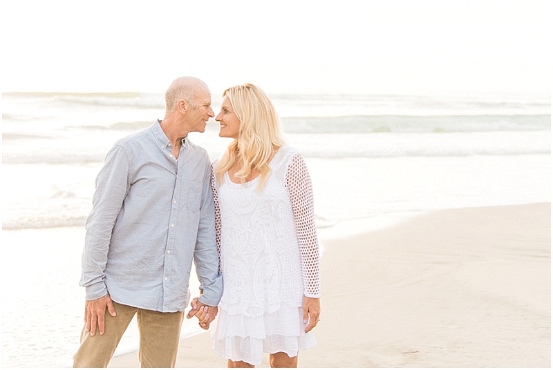 Beach Engagement Session | Stevie Dee Photography | Joy Wed blog | http://www.joy-wed.com