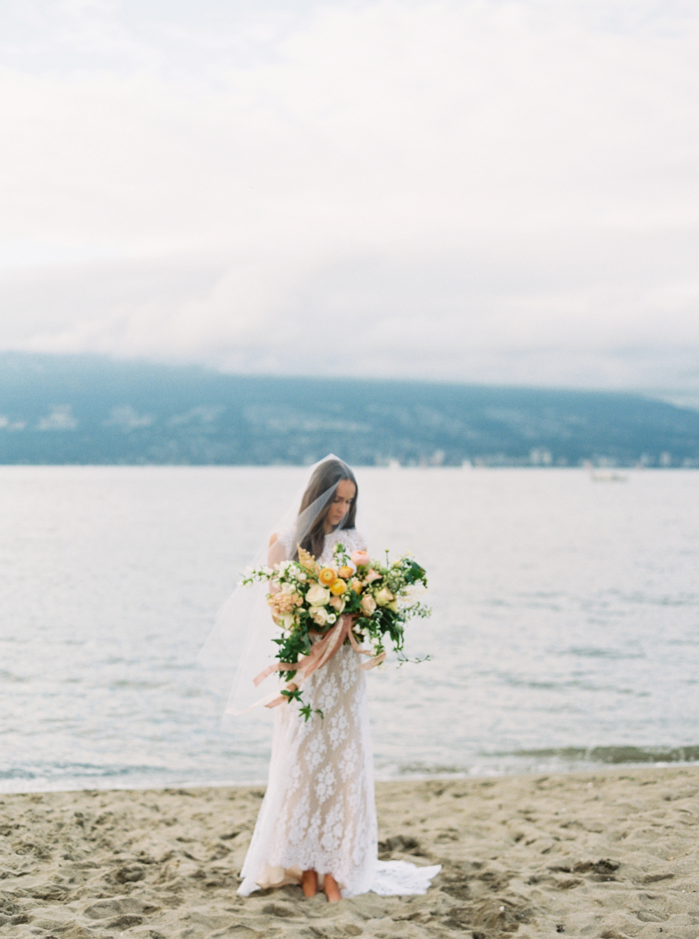 Seaside Wedding Inspiration | Christie Graham Photography | Joy Wed blog