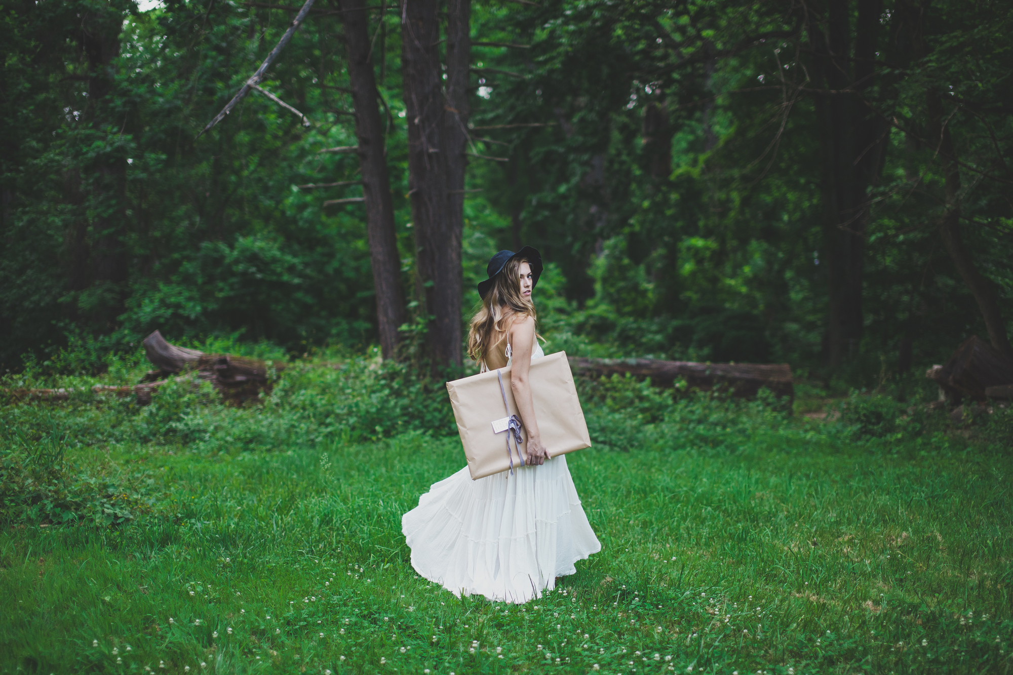 Art Inspired Wedding Editorial | Leah Beilhart | Joy Wed blog