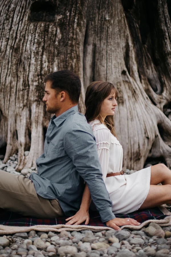 Rattlesnake Lake Engagement | Eleveneleven Films and Photography | Joy Wed blog | http://www.joy-wed.com