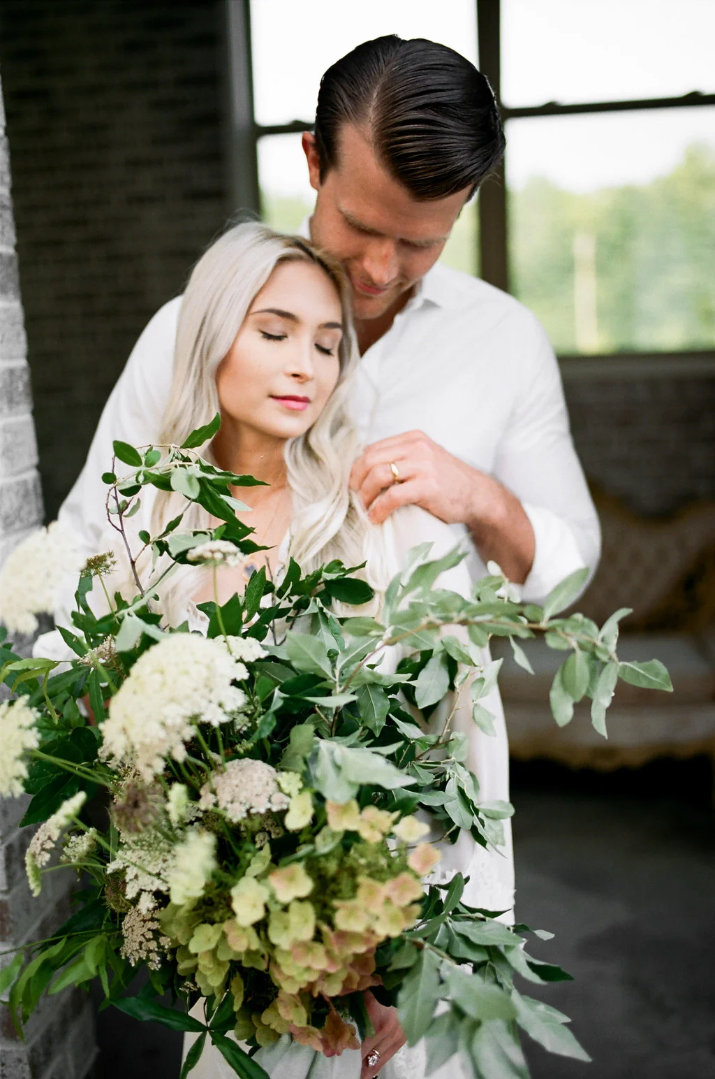 Intimate Wedding Inspiration | Koral Bleu Photography | Joy Wed blog | http://www.joy-wed.com